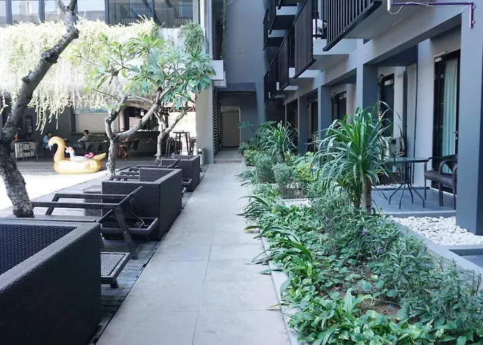 Conjioo Kuta Managed By Mhm Hotel