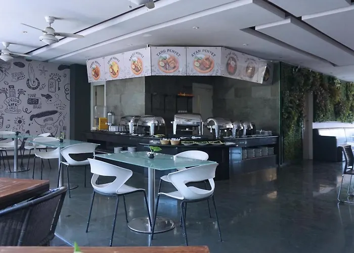 Hotel Conjioo Kuta Managed By Mhm