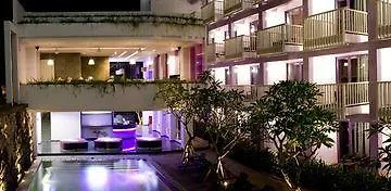 Conjioo Kuta Managed By Mhm Hotel 3*
